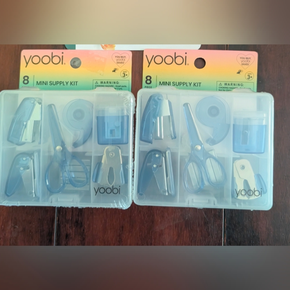2 Yoobi mini supply kit